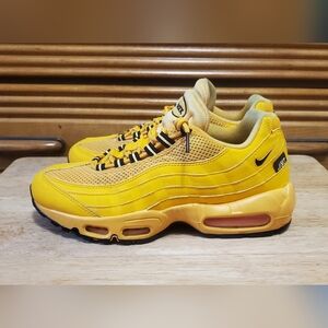 Nike Air Max 95 NYC Taxi